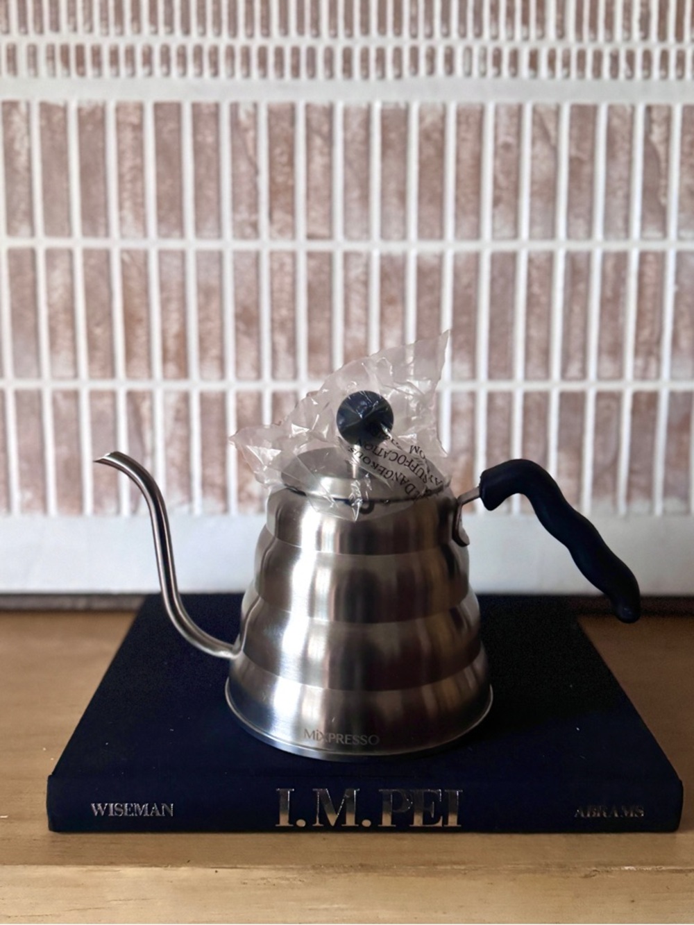 Stainless Steel Gooseneck Kettle with Black Handle 40 OZ